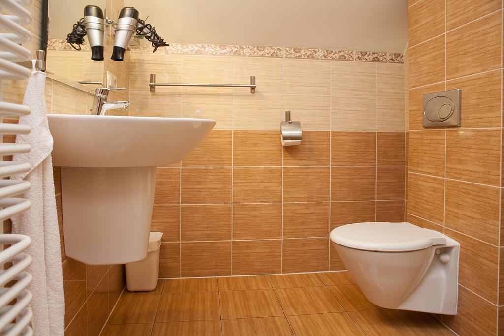 H31 Aparthotel Познан Екстериор снимка